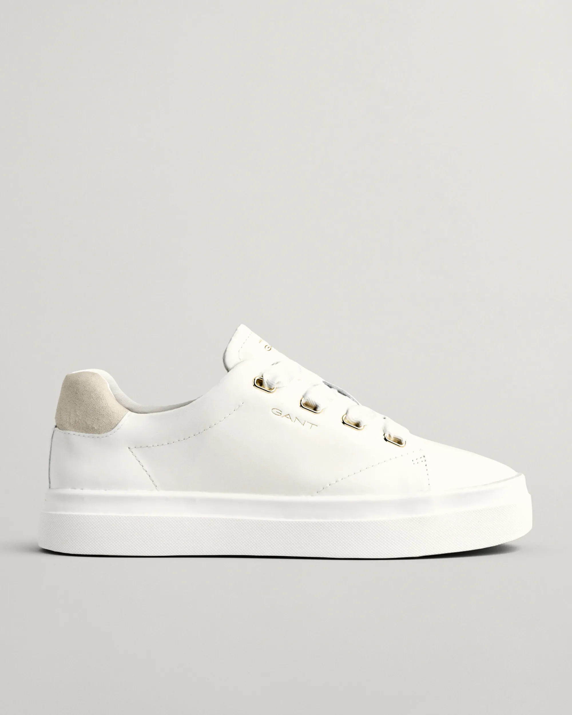 Avona Sneakers