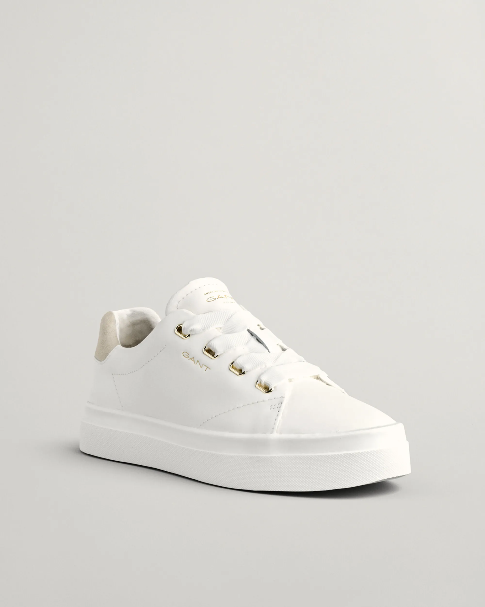 Avona Sneakers