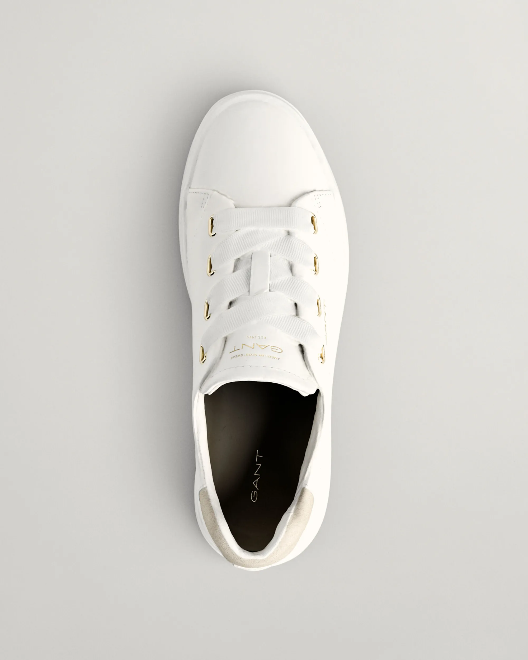Avona Sneakers
