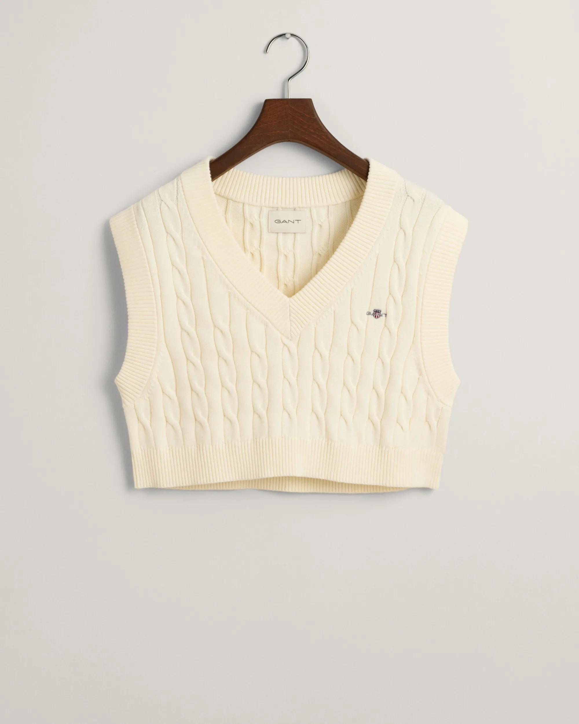 Cropped Cable Knit Vest