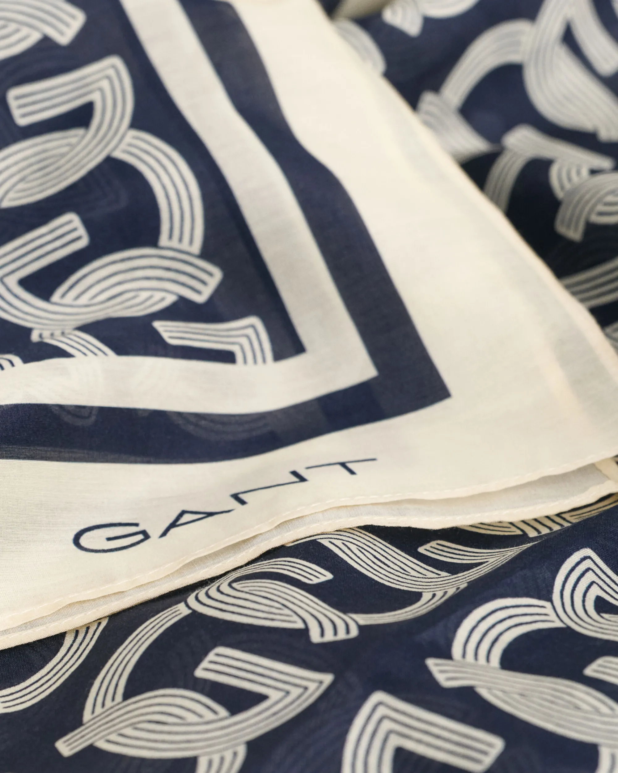 G Pattern Cotton Silk Sarong