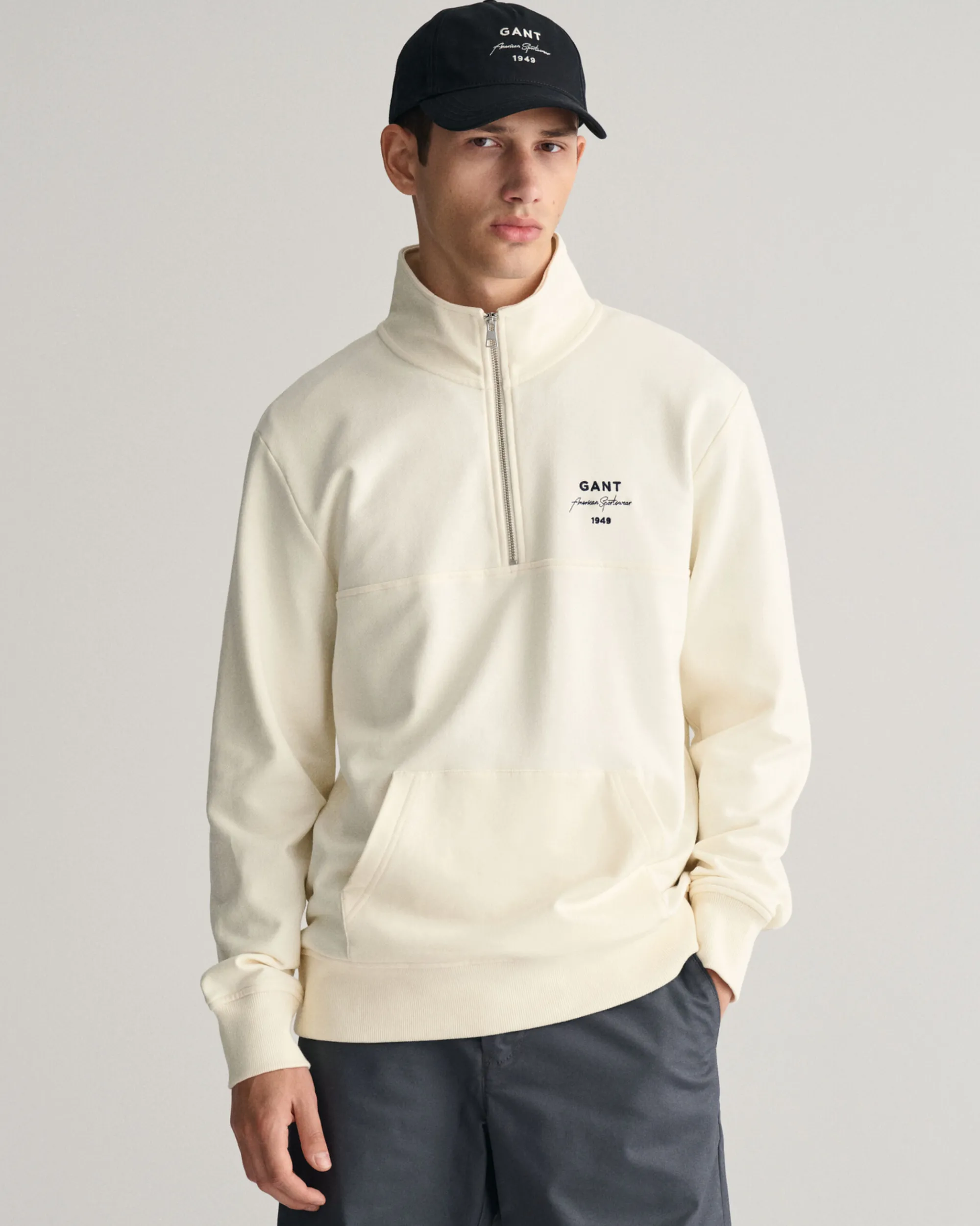 GANT Script Graphic Half-Zip Sweatshirt