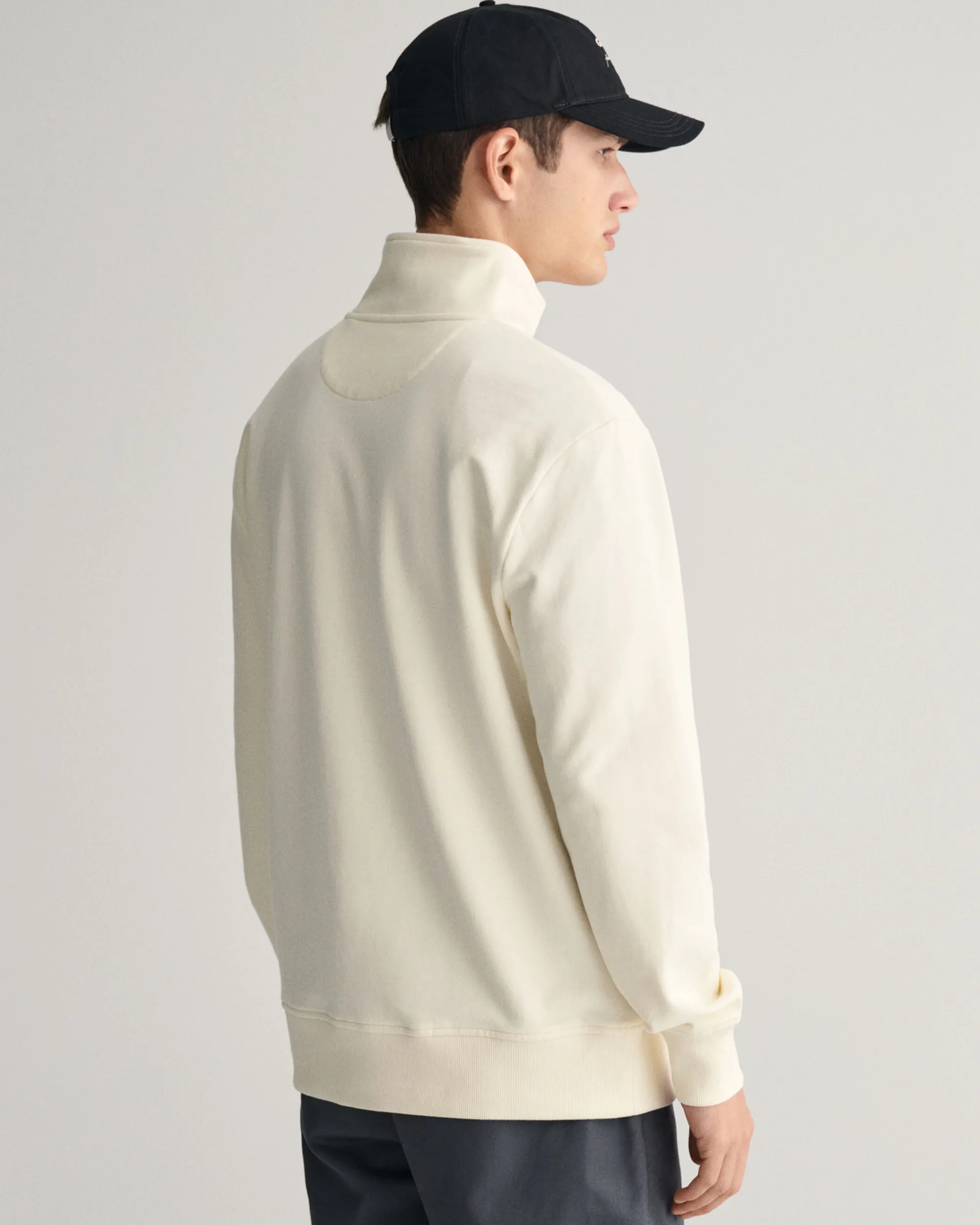 GANT Script Graphic Half-Zip Sweatshirt