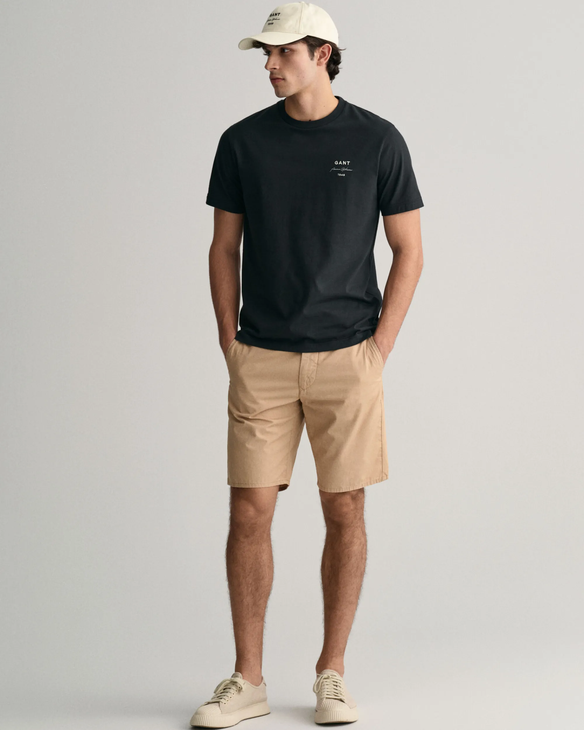 GANT Script Graphic T-Shirt