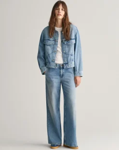 Low-Waisted Wide Leg Jeans