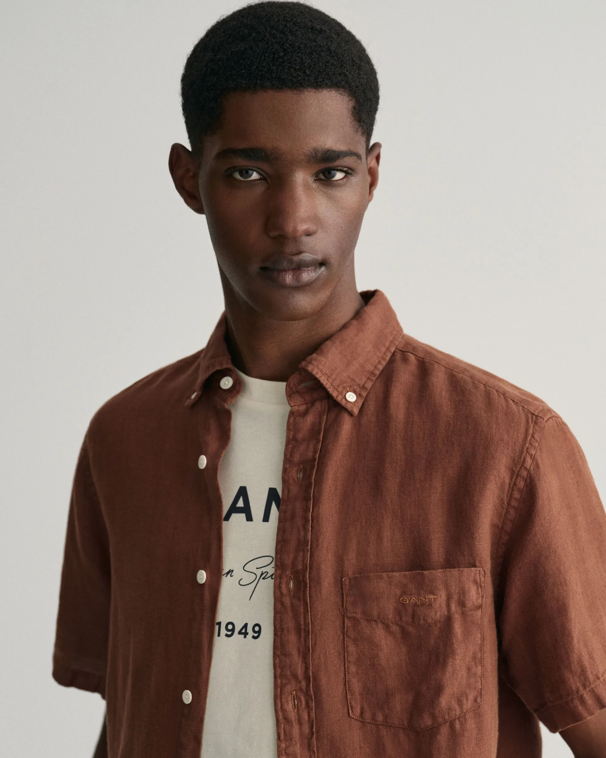 Regular Fit Garment-Dyed Linen Short Sleeve Shirt