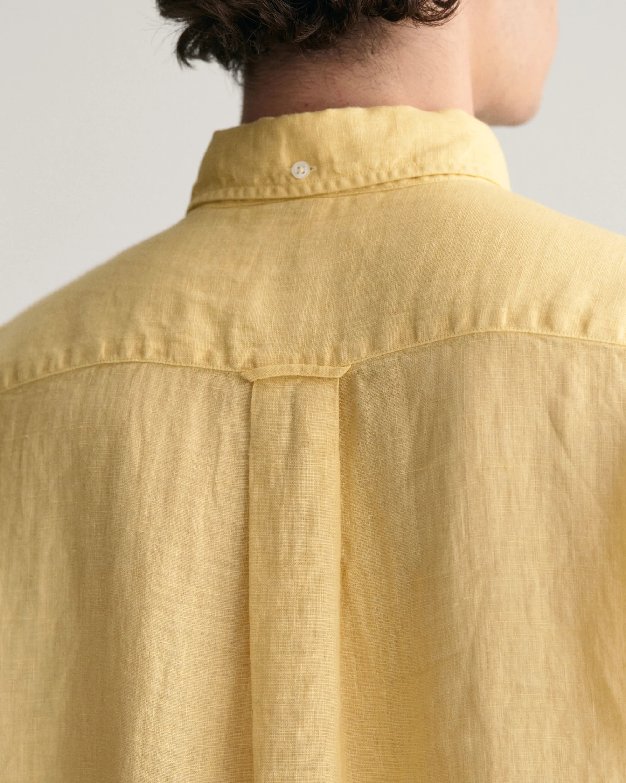 Regular Fit Garment-Dyed Linen Short Sleeve Shirt