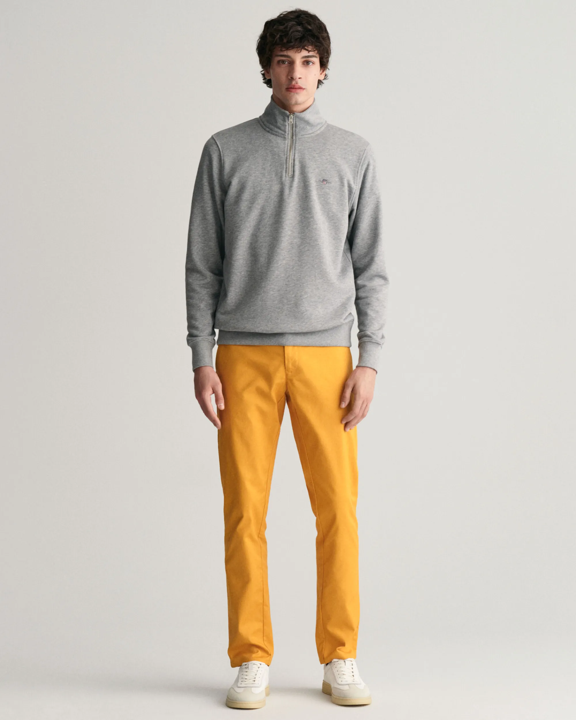 Slim Fit Tech Prep邃