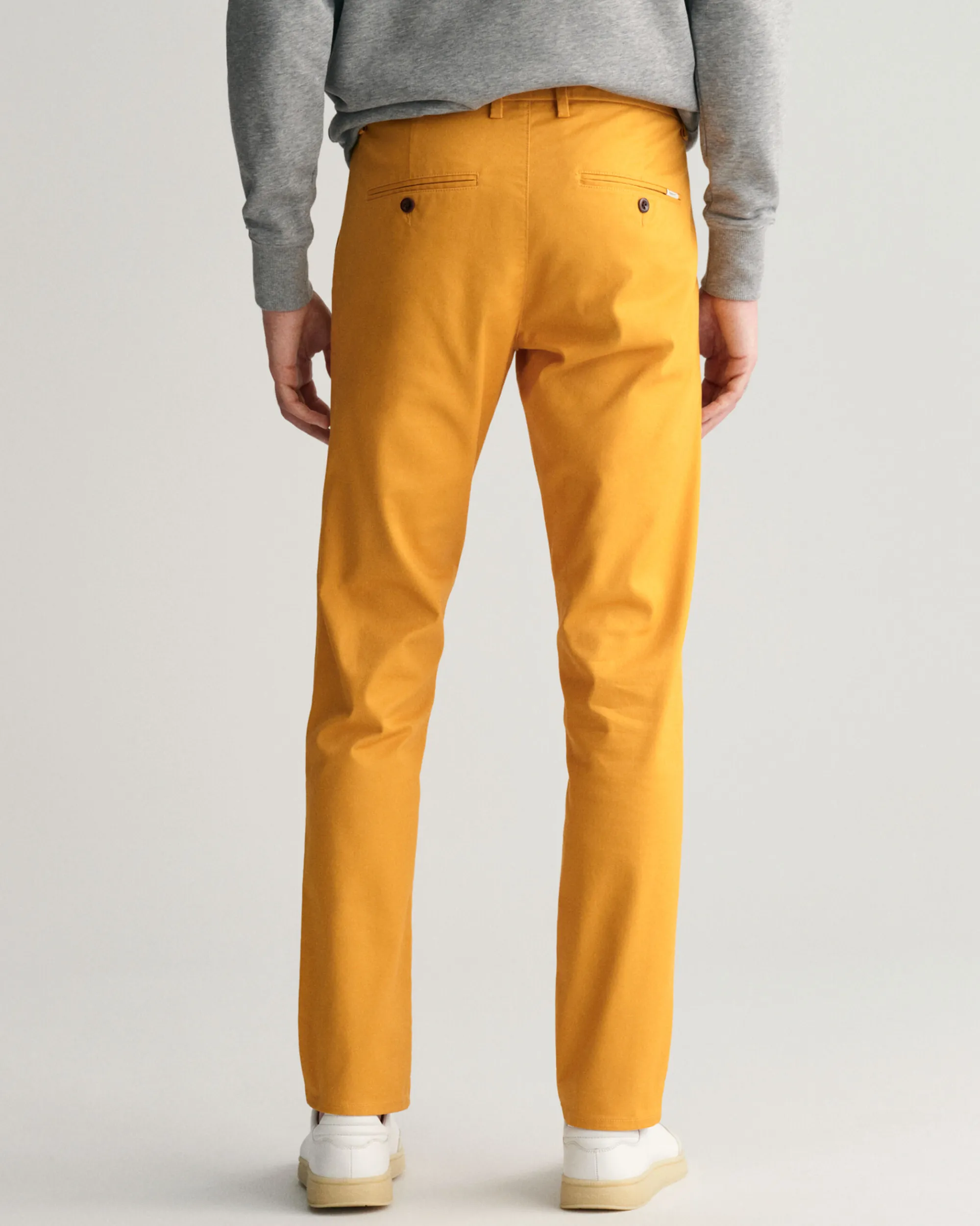 Slim Fit Tech Prep邃