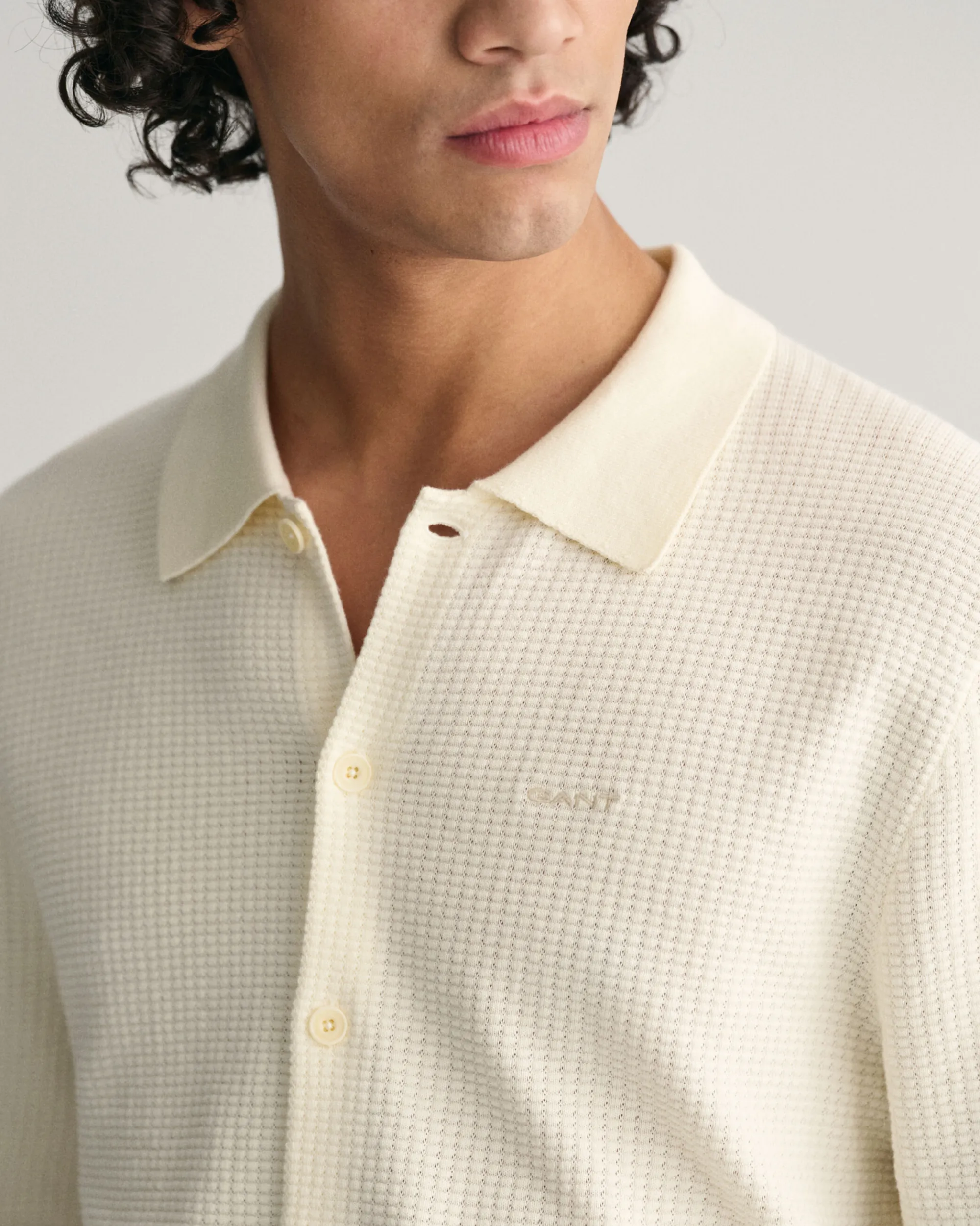 Textured Knit Short Sleeve Shirt